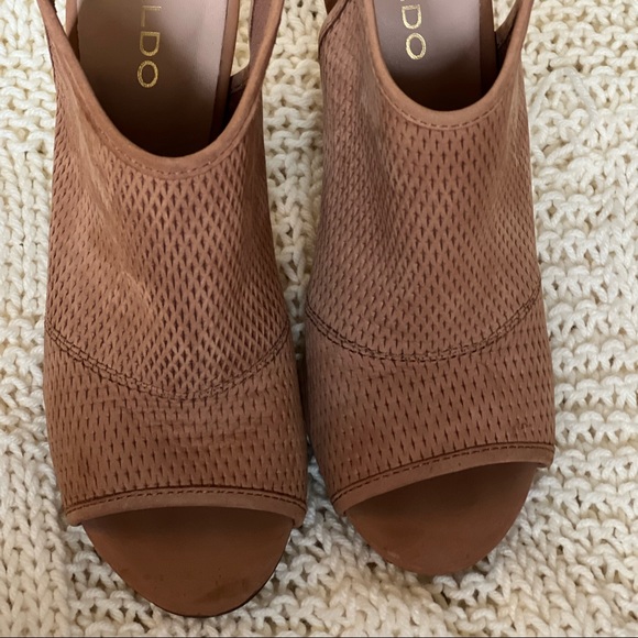 Open toe - Picture 3 of 3